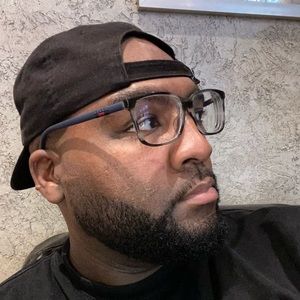 Meet your Posher, Justin